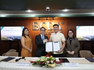 BCDA, Standard Chartered sign deal for Clark projects
